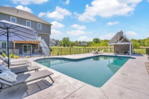 Gunite Pool Contractor Near Me